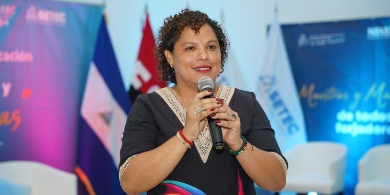 El Sistema Educativo Nacional celebra II Jornada de Reconocimiento a la labor de maestras y maestros