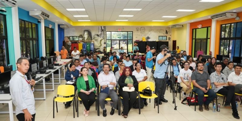 “Constelaciones y conocimiento: ciencia viva en el Sistema Educativo Nacional”