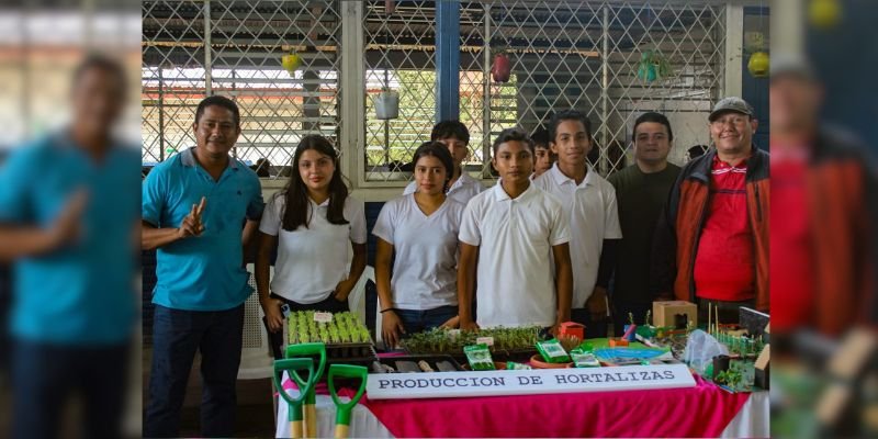 Estudiantes del campo celebran Feria de la Semilla: Sembrando Orgullo e Identidad Campesina