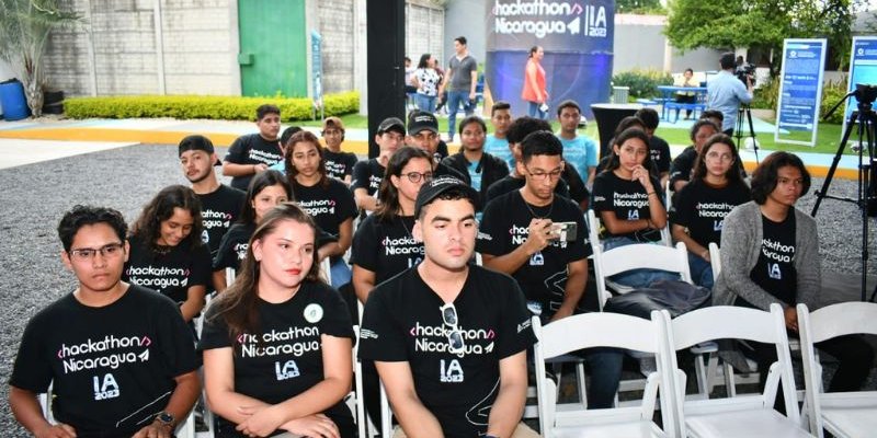 Presentación de Aplicaciones Móviles y Webs Ganadoras de Hackathon Nicaragua 2023