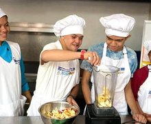 ¡Maestra que inspira! Llevando conocimientos a las comunidades, formando a jóvenes con discapacidad e impulsando el emprendimiento