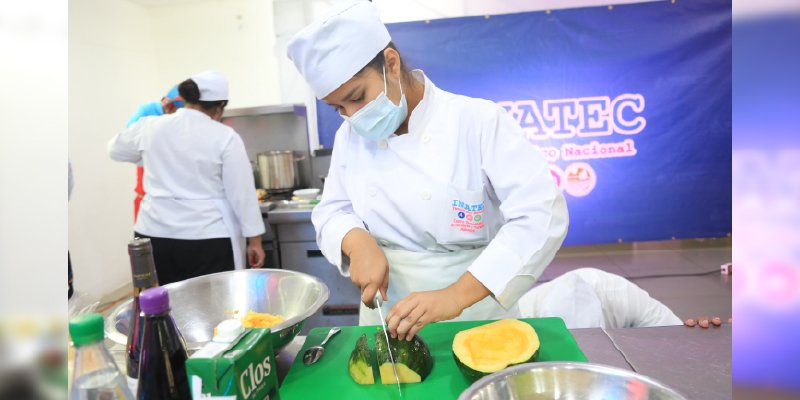 Estudiantes del Centro Tecnológico de Hotelería y Turismo realizan Primer Reto Técnico Gastronómico