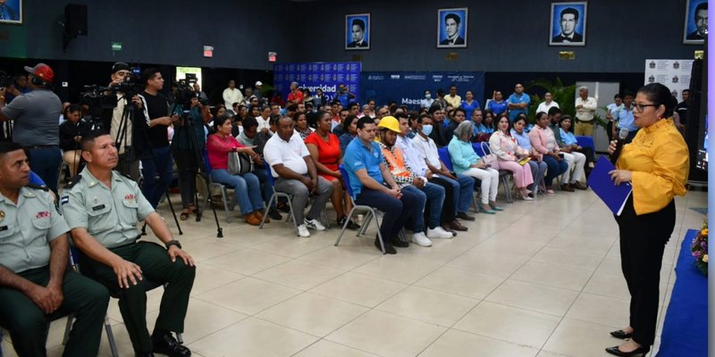 Sistema Educativo Nacional Celebra y Reconoce a Maestros y Maestras de Nicaragua