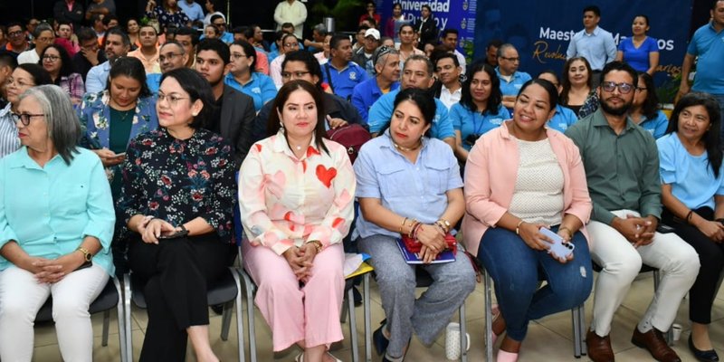 Sistema Educativo Nacional Celebra y Reconoce a Maestros y Maestras de Nicaragua