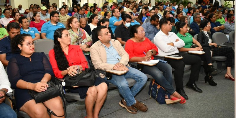 Maestras y maestros del Sistema Educativo finalizan Segundo Seminario de Historia e Interculturalidad