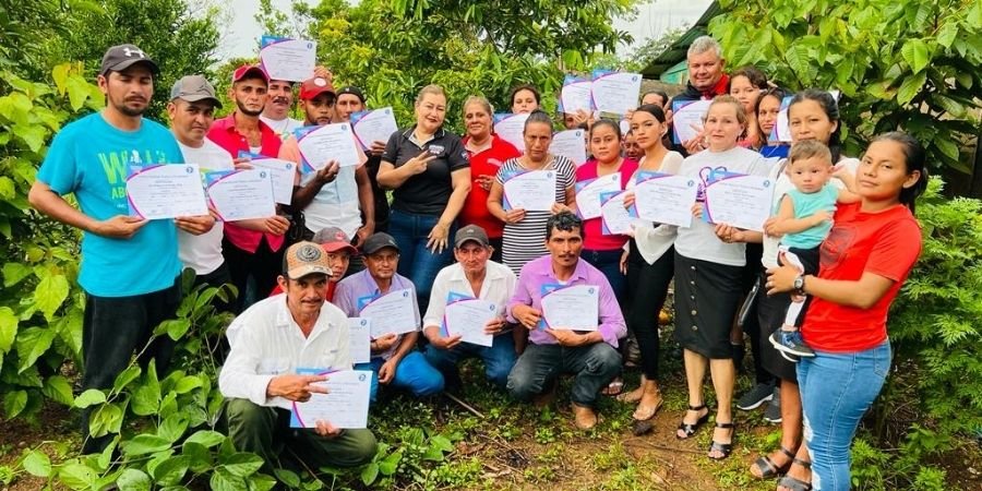 Celebran Logros Agrícolas: ¡Cosechando Conocimiento en Comunidad Chalmeca!