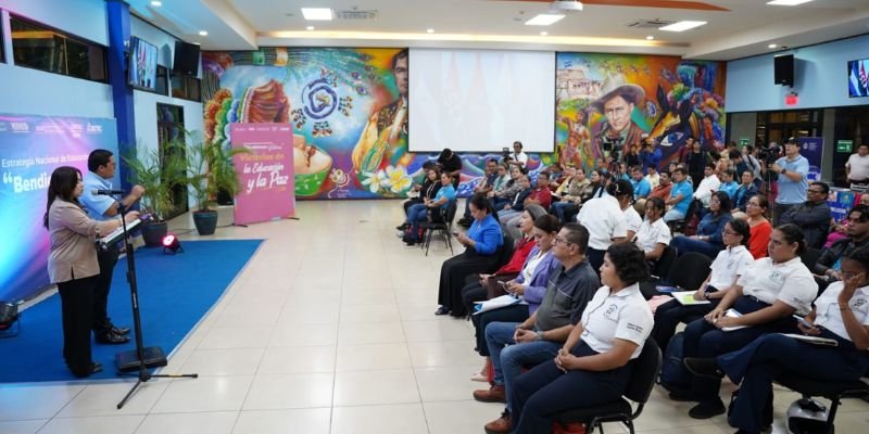 Sistema Educativo Nacional realiza Lanzamiento del Programa de Formación a Maestros en Educación Inclusiva