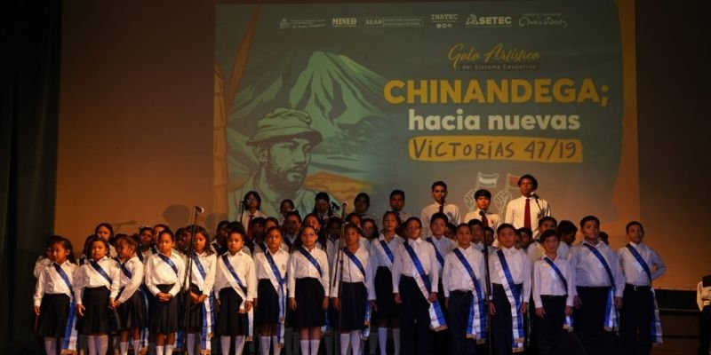 Gala Artística en Chinandega rinde homenaje a Germán Pomares y fortalece la identidad cultural de las nuevas generaciones