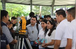 Protagonismo de Estudiantes y Docentes en Ciencias e Innovación