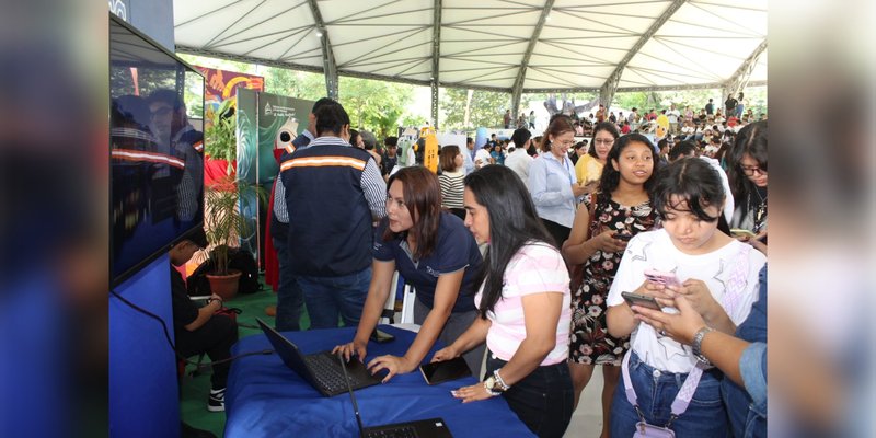 Imágenes -  Protagonismo de Estudiantes y Docentes en Ciencias e Innovación