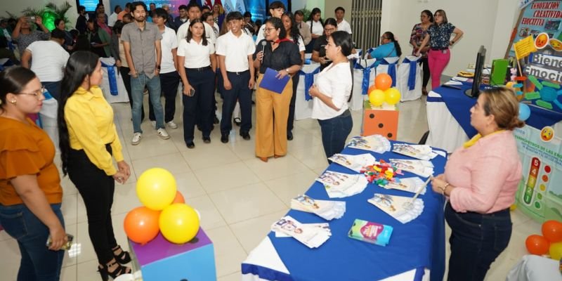 El Sistema Educativo Nacional celebra II Jornada de Reconocimiento a la labor de maestras y maestros