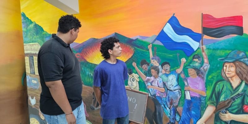 ¡Sandino y Madre! Un mural en homenaje a Margarita Calderón