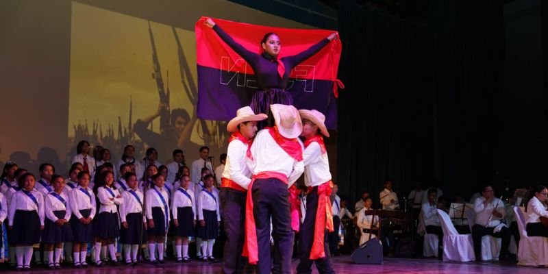 Gala Artística en Chinandega rinde homenaje a Germán Pomares y fortalece la identidad cultural de las nuevas generaciones
