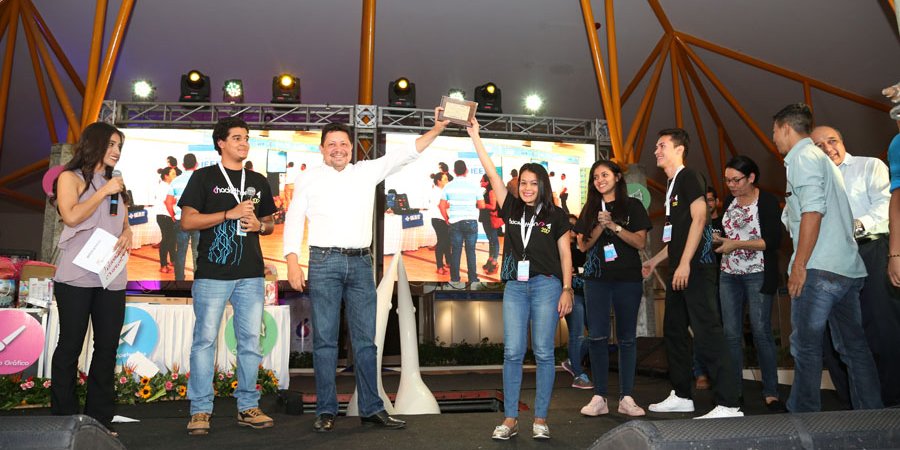 Aplicación para personas con discapacidad auditiva gana el “Hackathon Nicaragua  2017”