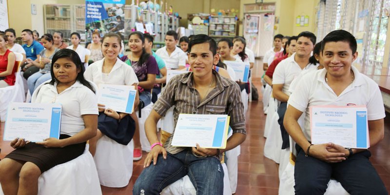 Certificación a protagonistas de Juigalpa