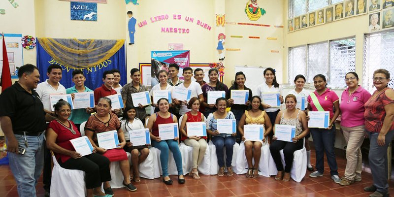 Certificación a protagonistas de Juigalpa