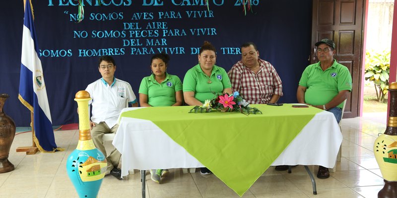 Más Técnicos del Campo