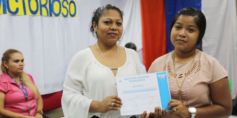 Lugareños aprenden adecuada aplicación de productos veterinarios