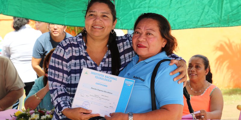 Unas 200 personas se insertaron en el mercado laboral mediante las Escuelas Municipales de Oficio y las Escuelas Tecnológicas de Computación