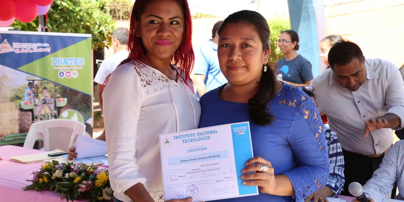 Unas 200 personas se insertaron en el mercado laboral mediante las Escuelas Municipales de Oficio y las Escuelas Tecnológicas de Computación