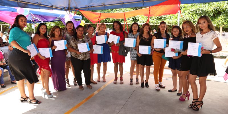 Unas 200 personas se insertaron en el mercado laboral mediante las Escuelas Municipales de Oficio y las Escuelas Tecnológicas de Computación