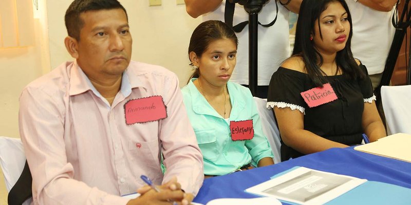 Encuentro Nacional con Coordinador@s de Capacitación   del Programa Usura Cero