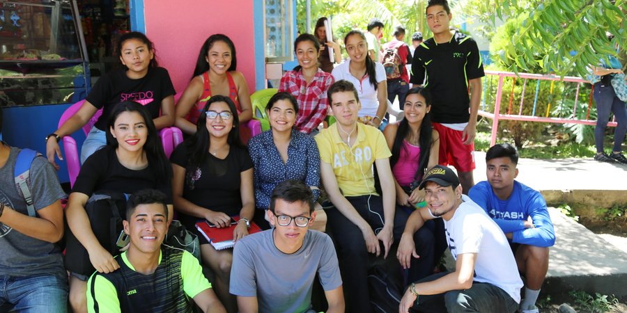 “En Deporte Ganamos la Paz”