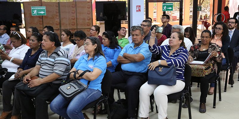 Lanzamiento del “Programa Tecnologías  para prosperar con los Docentes”