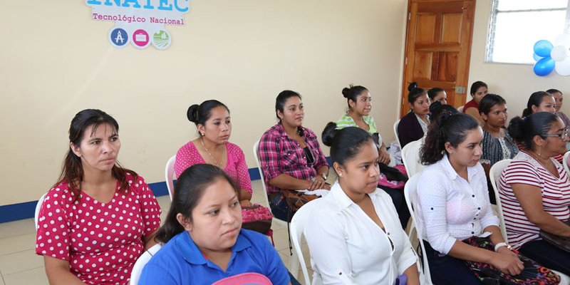 Encuentro con mujeres protagonistas “Vamos Adelante”