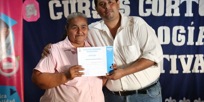 Egresados de Estrategia de Innovación y Tecnología