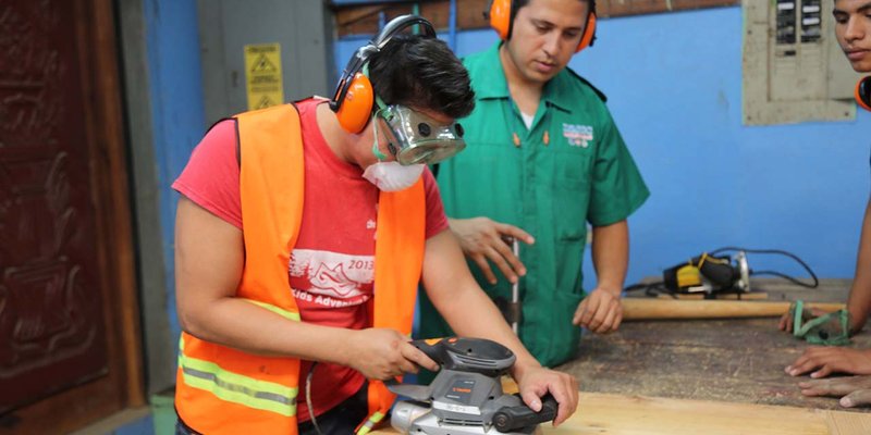 Apasionados por trabajar la madera