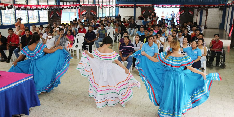 Realizan cine foro en conmemoración al Héroe Nacional Rigoberto López Pérez