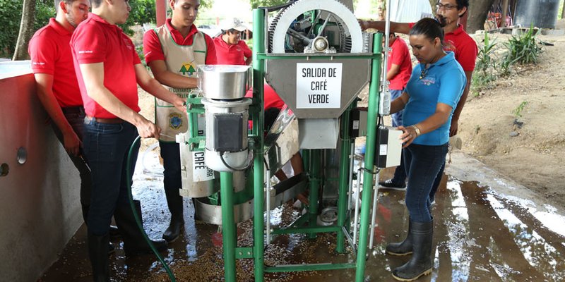 Inauguración Escuela del Café