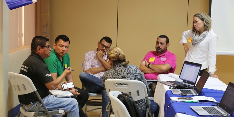 Taller de Comunidades Virtuales