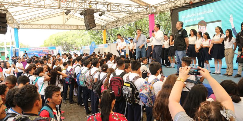 Festival de Plataformas Educativas y Redes Sociales