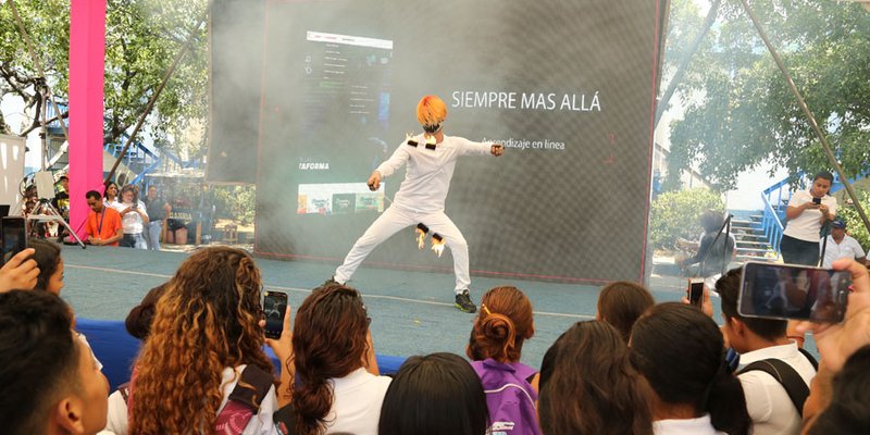 Festival de Plataformas Educativas y Redes Sociales