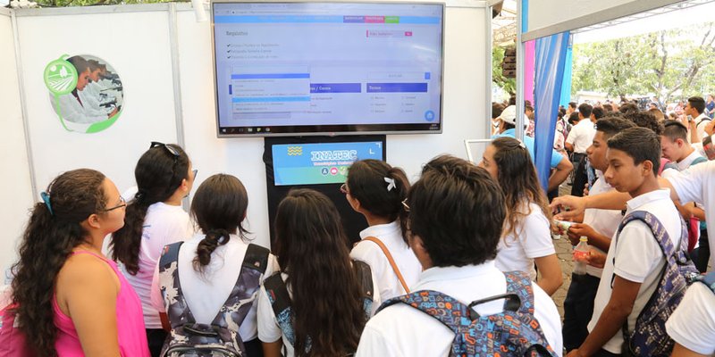 Festival de Plataformas Educativas y Redes Sociales