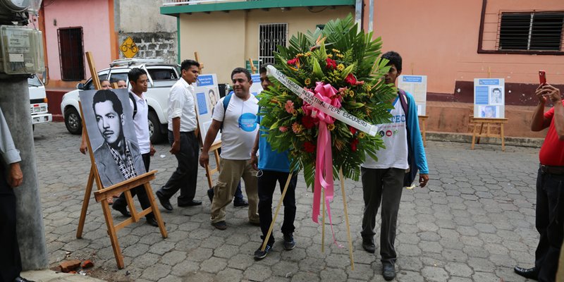 Tecnológico de León conmemora el natalicio de Rigoberto López Pérez
