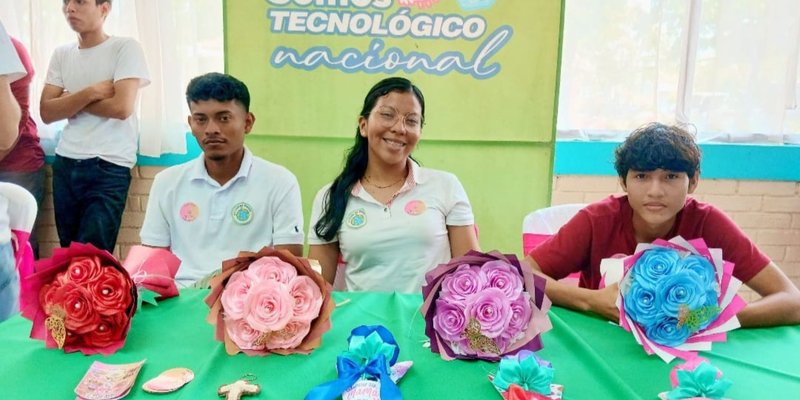 De residuos a creatividad estudiantes transforman reciclaje en innovación y aprendizaje
