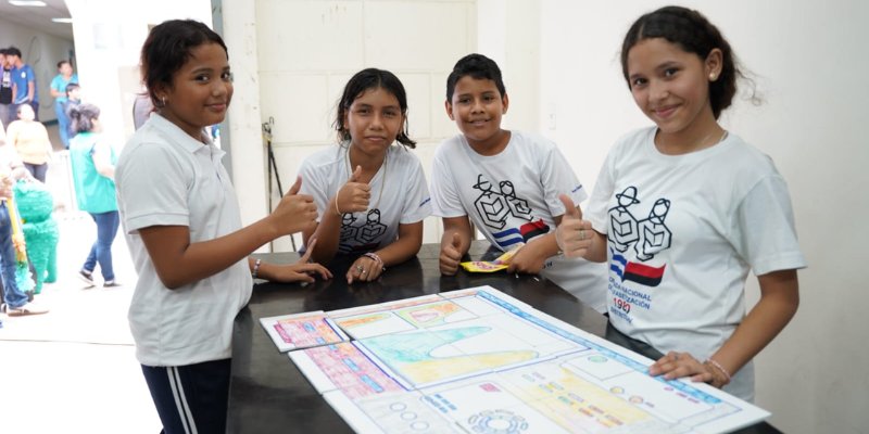 Tecnológicos de Nicaragua conmemoran legado de Benjamín Linder con jornada nacional de arte, innovación y deporte