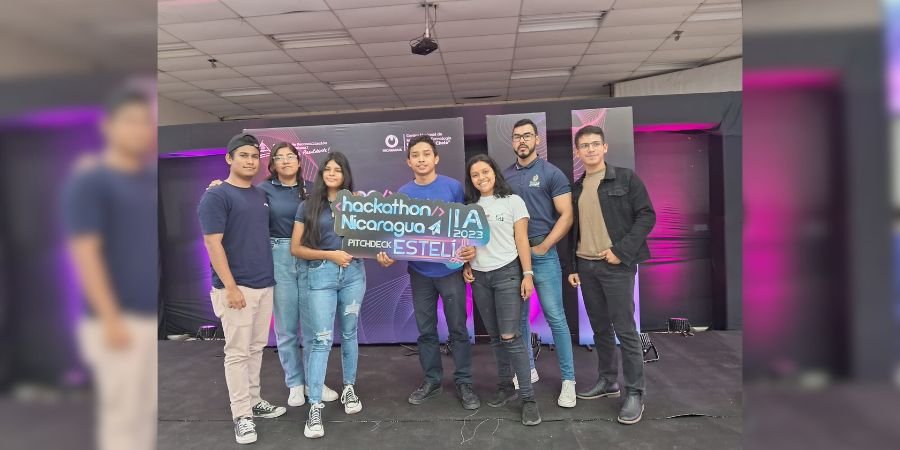 Jornada PitchDecks en Estelí en la Ruta Creativa  Hackathon Nicaragua 2023