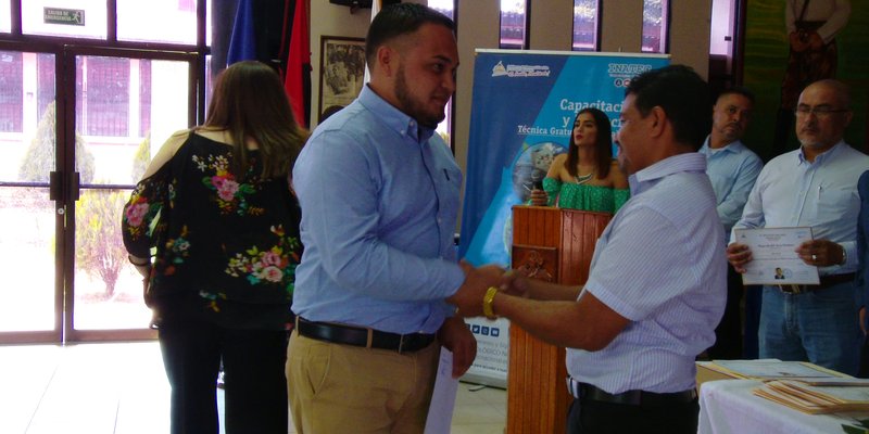 Certificación de Protagonistas de Educación Técnica