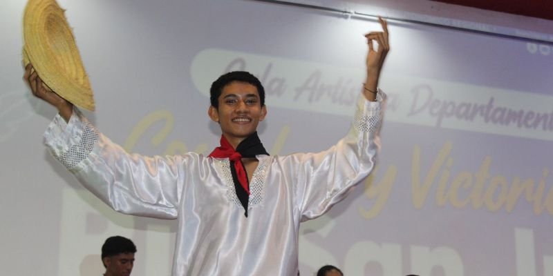 Río San Juan celebra su identidad y talento en la Gala Artística Departamental “Cosechas y Victorias”