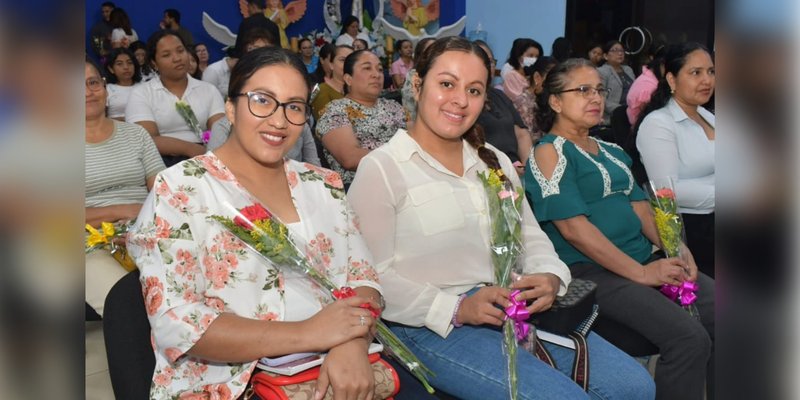 Protagonismo de la Mujer en el Sistema Educativo Nacional: “Mujer, Educación y Revolución”
