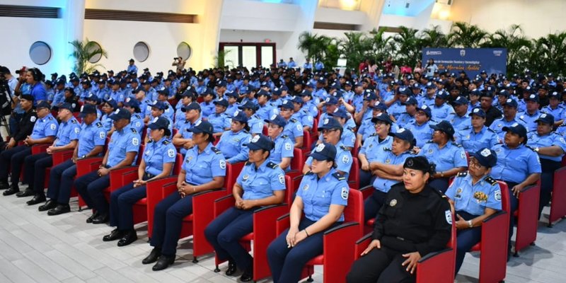 Formación Técnica con Propósito: Se Promocionan 750 Policías al Servicio de la Comunidad