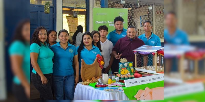 Estudiantes del campo celebran Feria de la Semilla: Sembrando Orgullo e Identidad Campesina