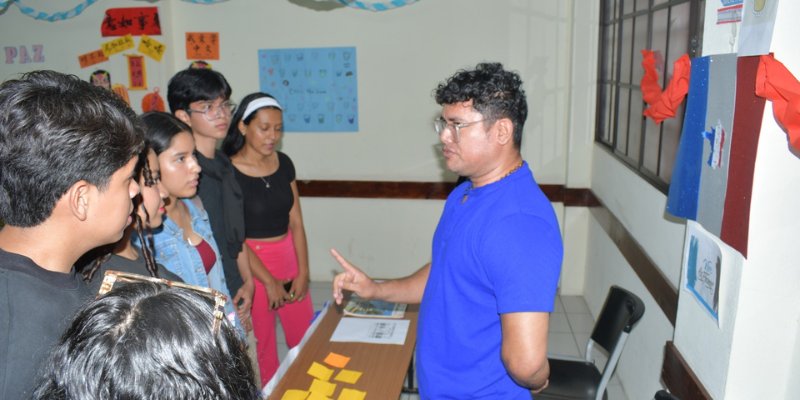 Centro Tecnológico de Idiomas “Héroes y Mártires de Batahola” conmemora la Gesta de Batahola