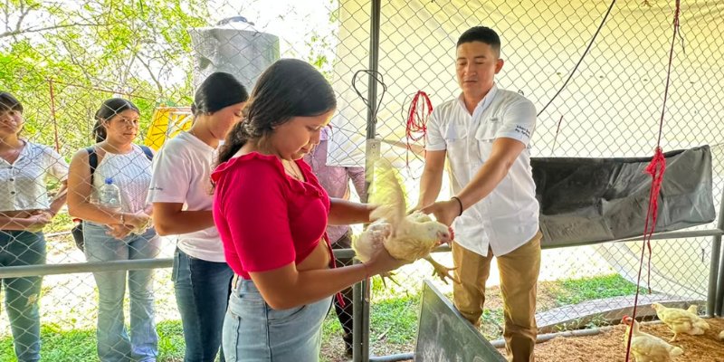Tecnológico Nacional realiza recorrido “Un día en el Tecnológico” en Chontales para promover oferta formativa del II Semestre 2026