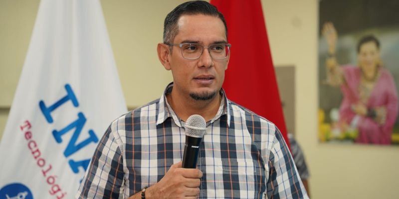 Acto conmemorativo en homenaje a la vida y legado histórico del martir revolucionario Ariel Darce