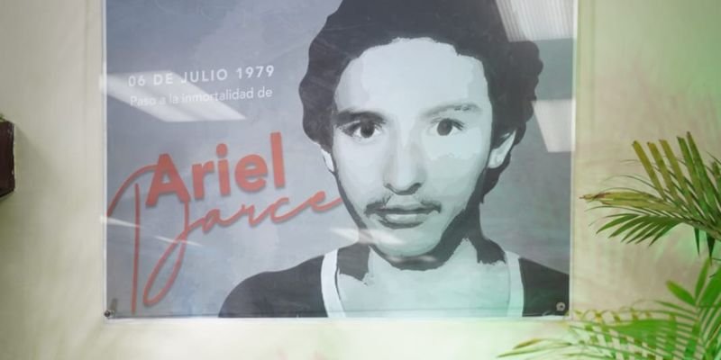 Acto conmemorativo en homenaje a la vida y legado histórico del martir revolucionario Ariel Darce